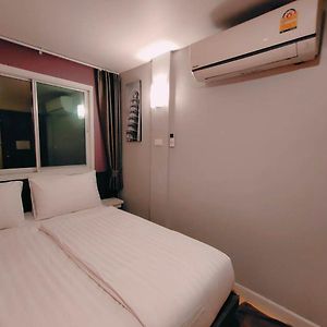 Camera con letto king size